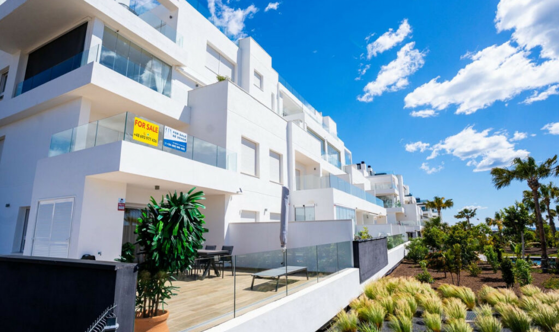 Resale - Apartment -
Los Altos