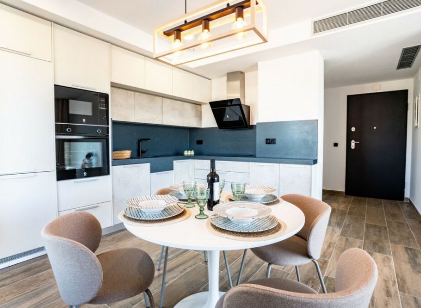Resale - Apartment -
Los Altos
