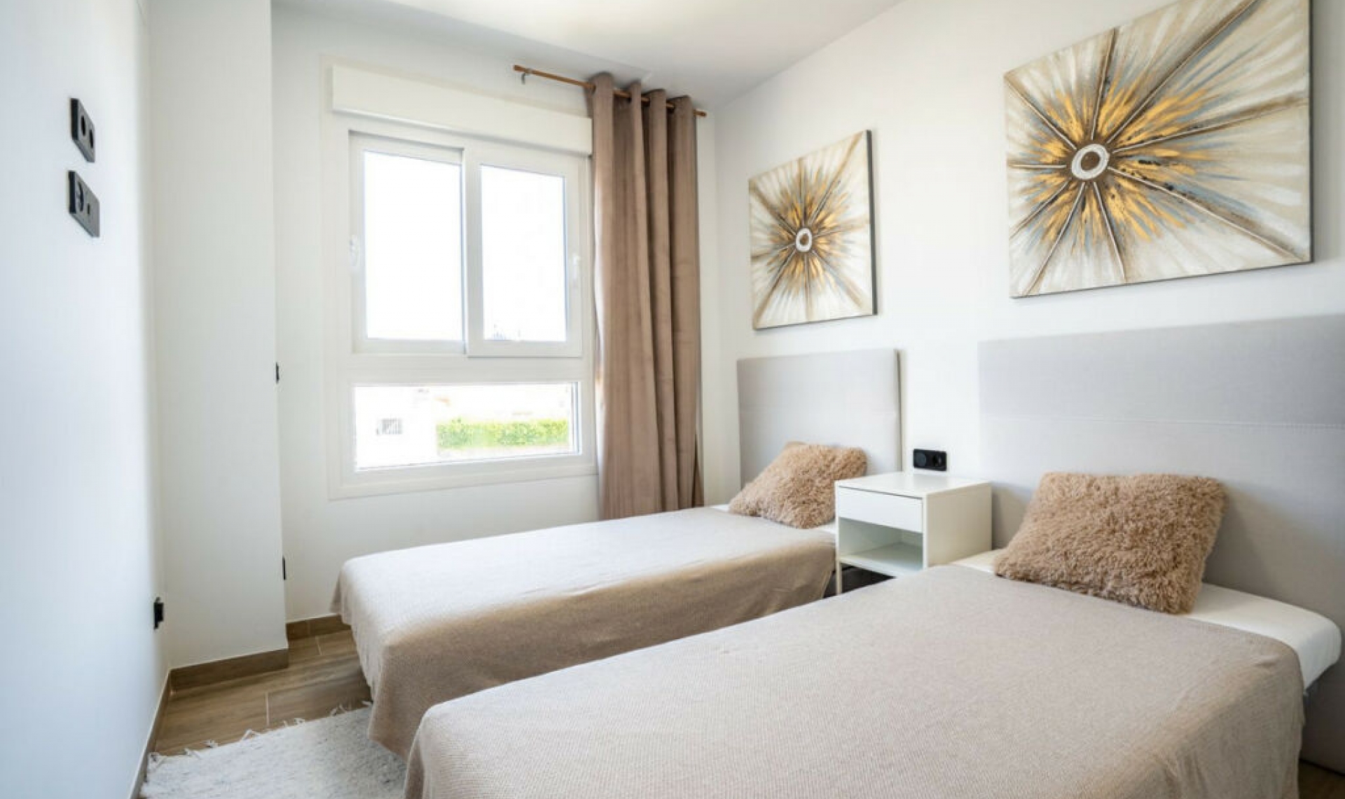 Resale - Apartment -
Los Altos