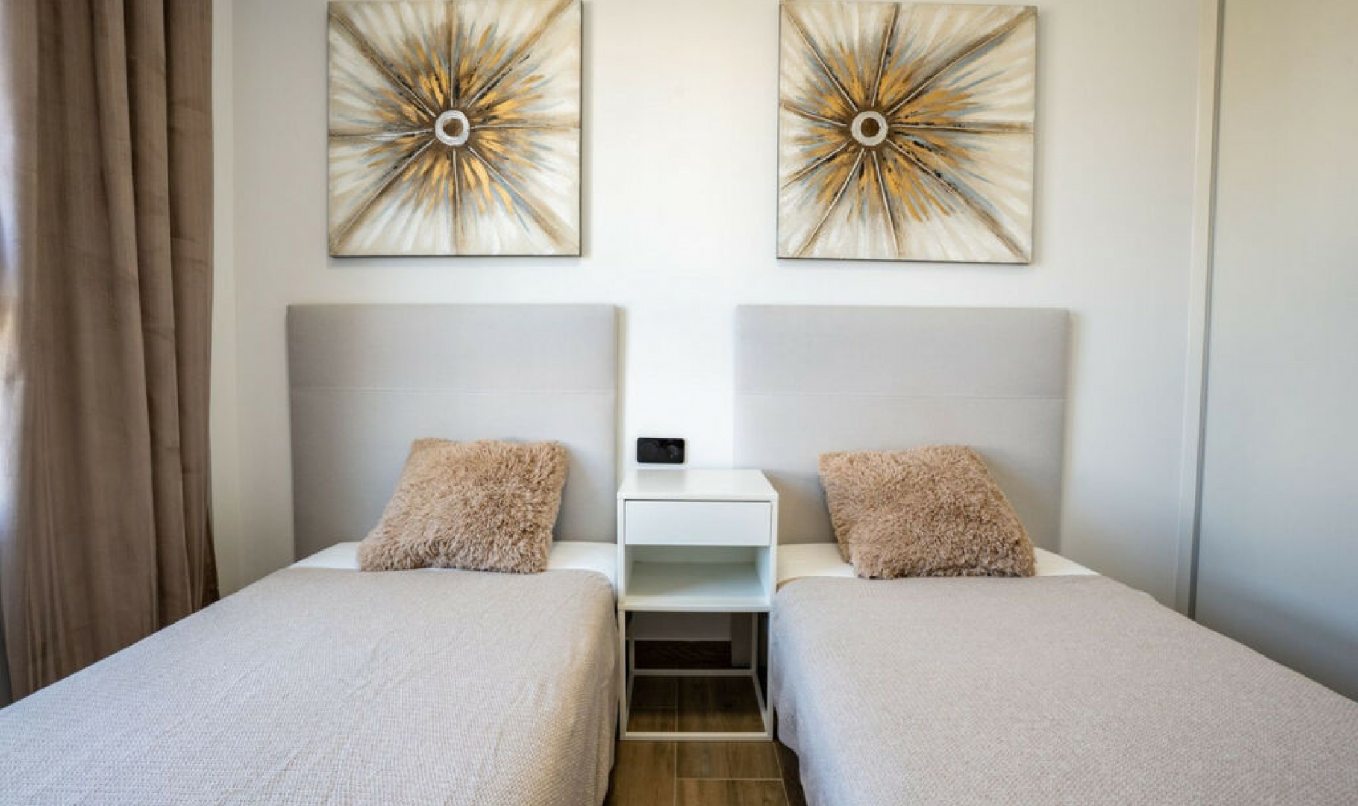 Resale - Apartment -
Los Altos