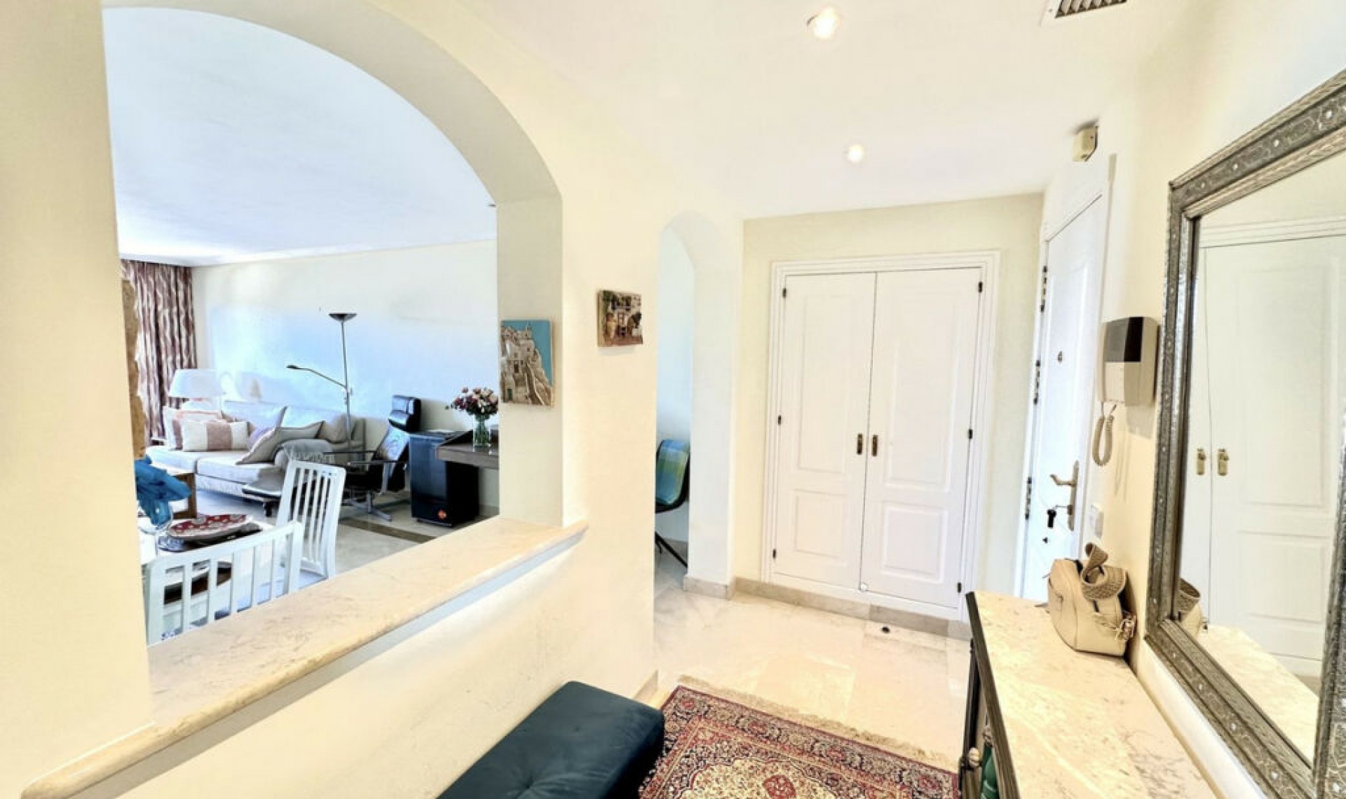 Resale - Apartment -
Los Arqueros