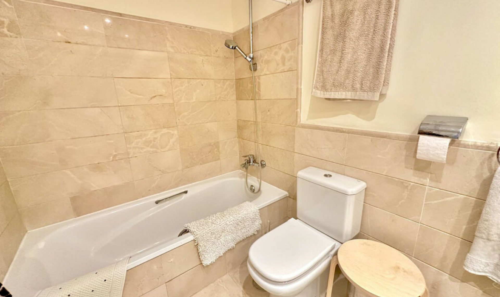 Resale - Apartment -
Los Arqueros