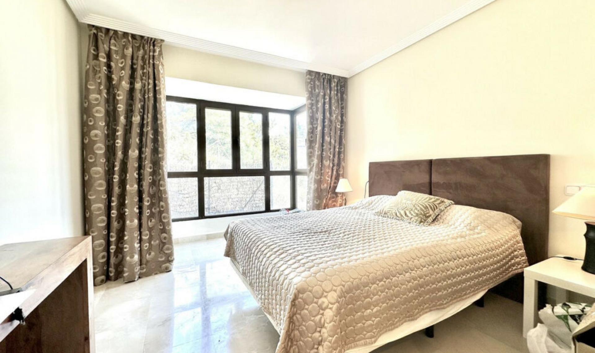 Resale - Apartment -
Los Arqueros