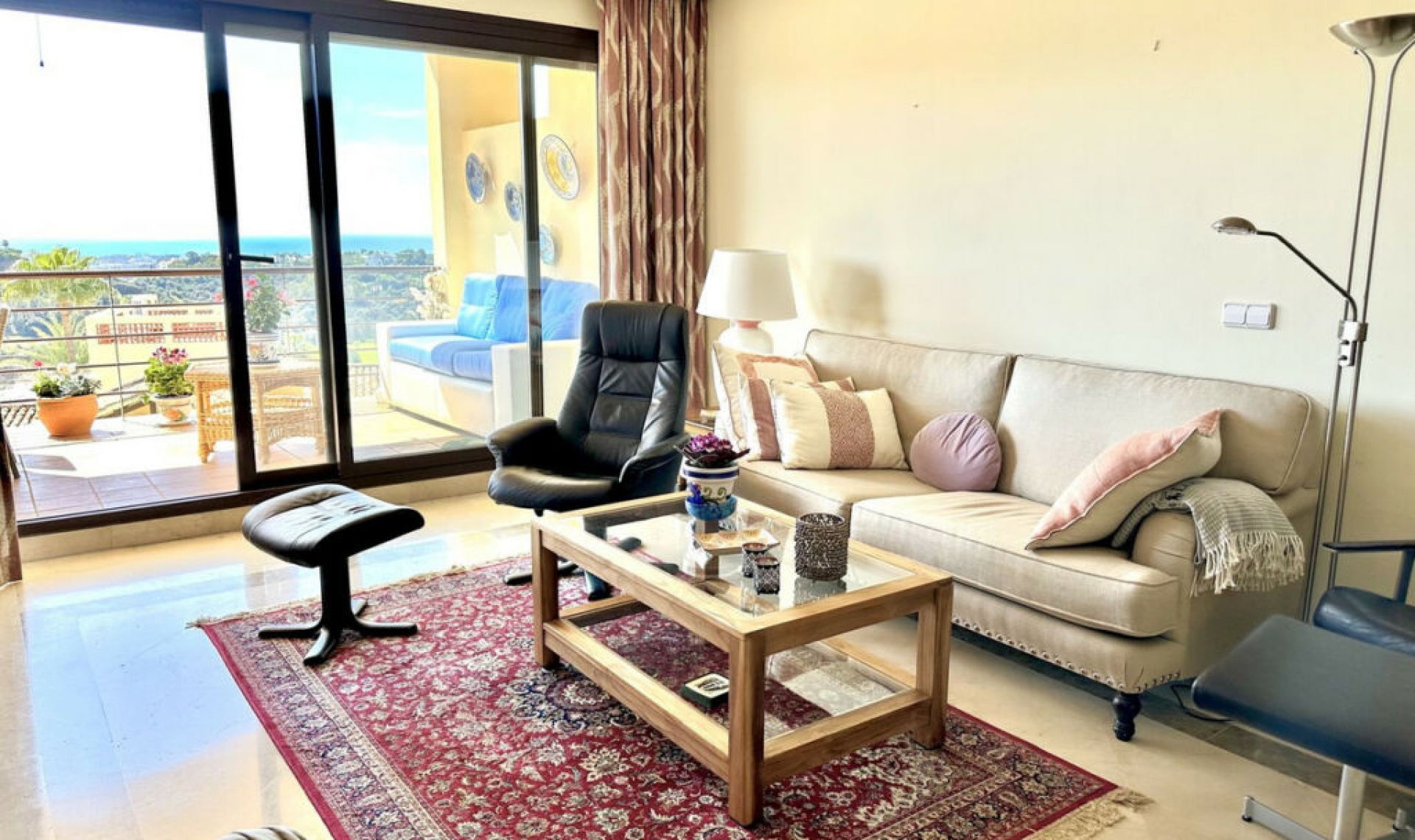 Resale - Apartment -
Los Arqueros