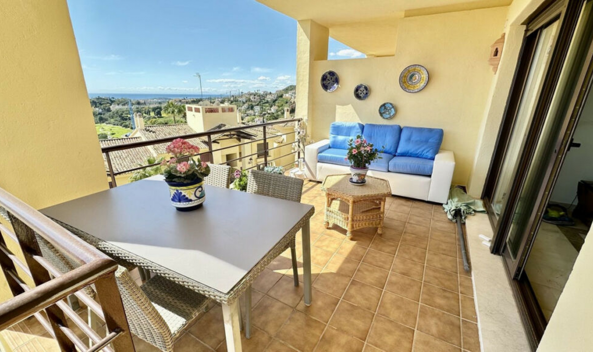 Resale - Apartment -
Los Arqueros