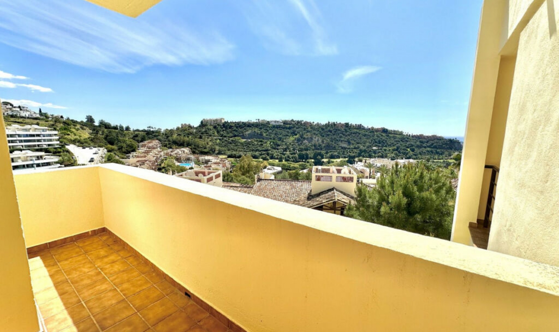 Resale - Apartment -
Los Arqueros