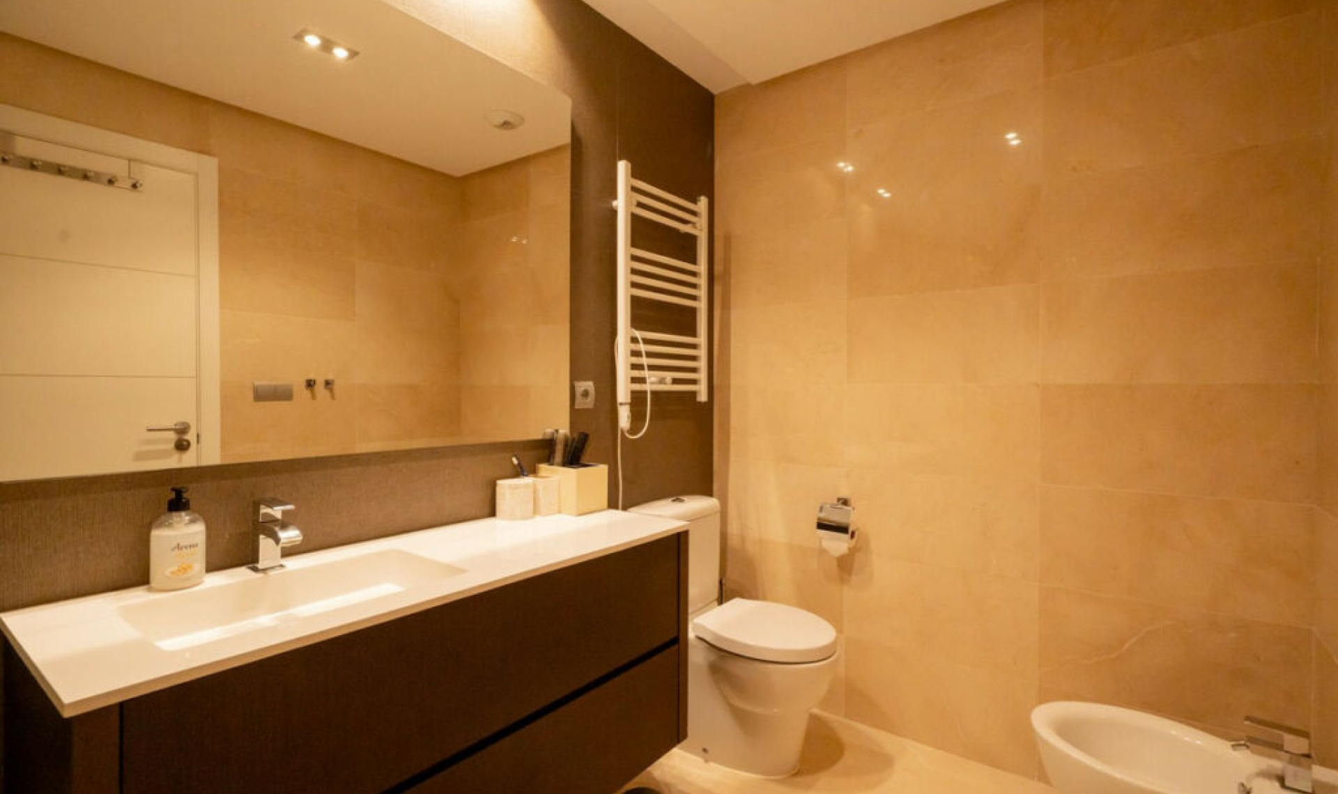 Resale - Apartment -
Los Arqueros