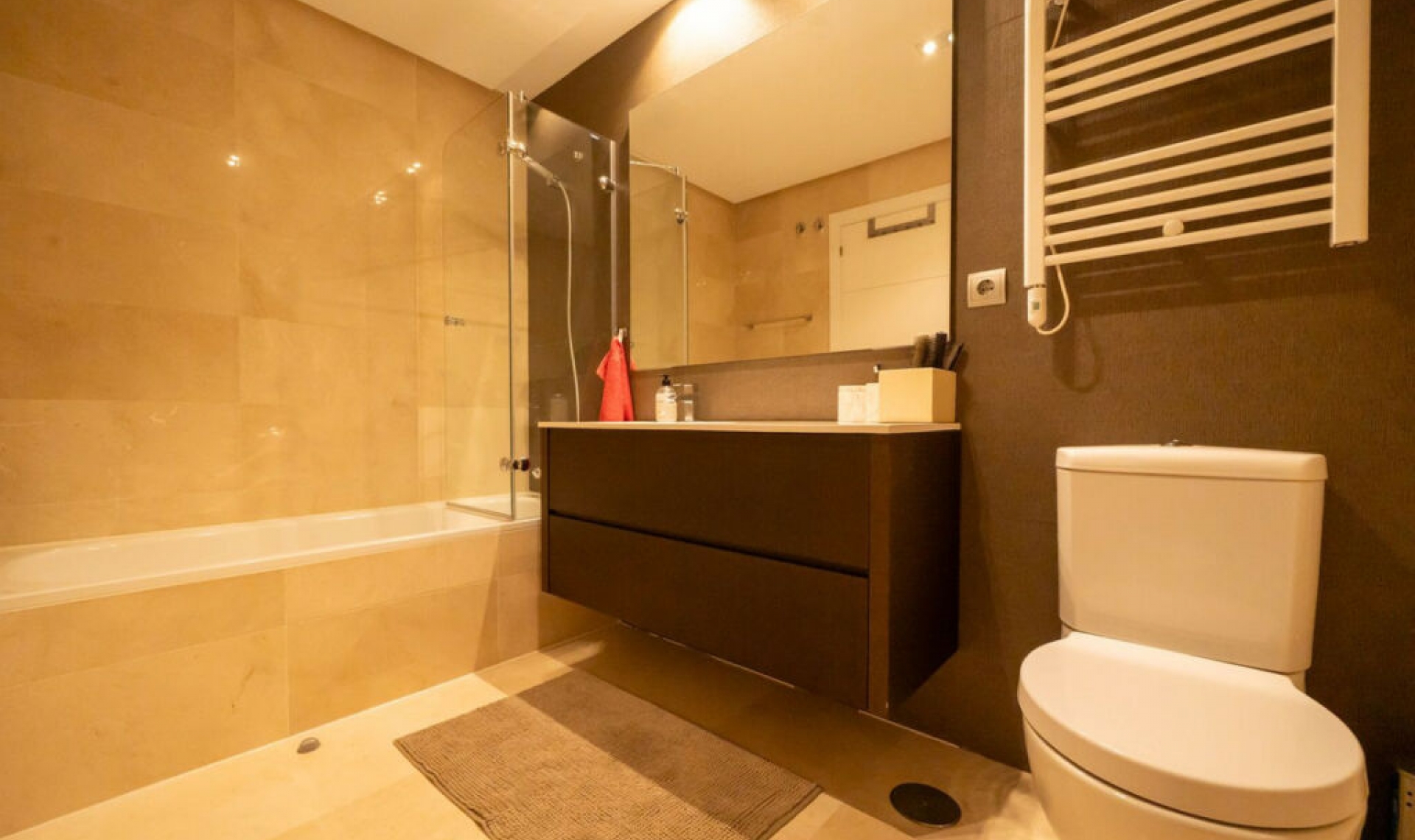 Resale - Apartment -
Los Arqueros