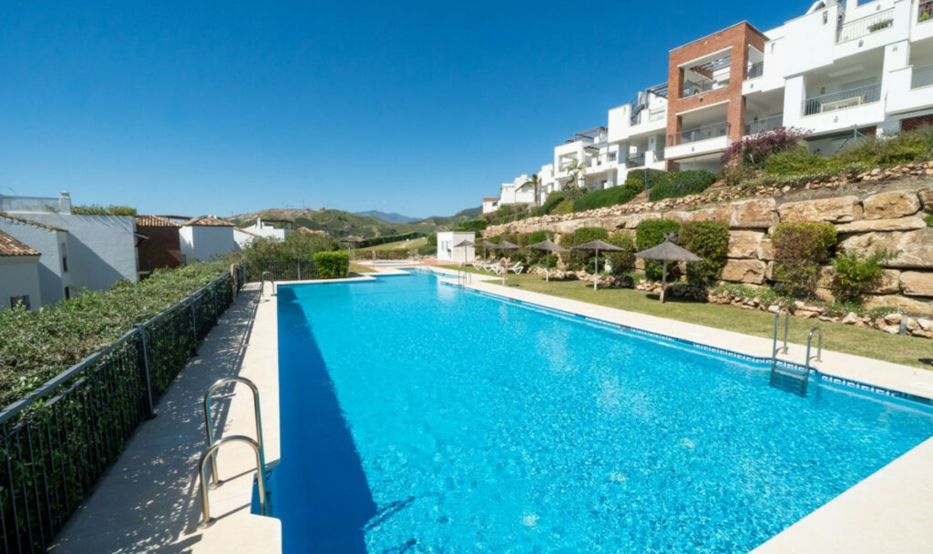 Resale - Apartment -
Los Arqueros