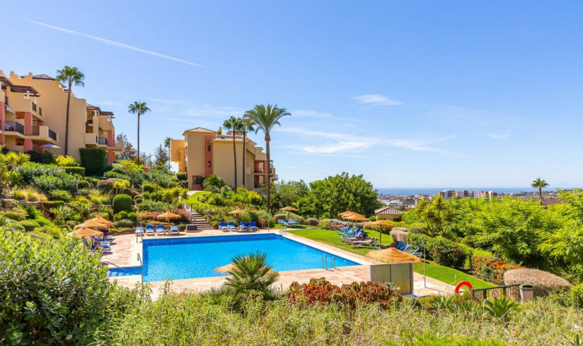 Resale - Apartment -
Los Arqueros