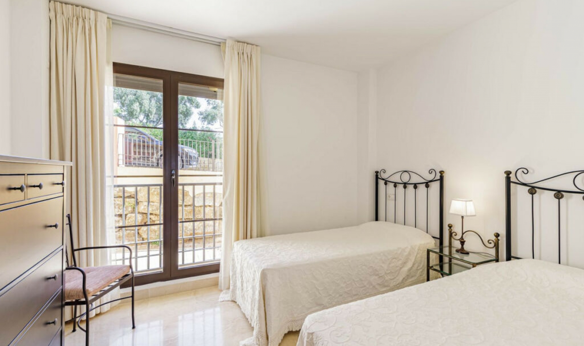 Resale - Apartment -
Los Arqueros