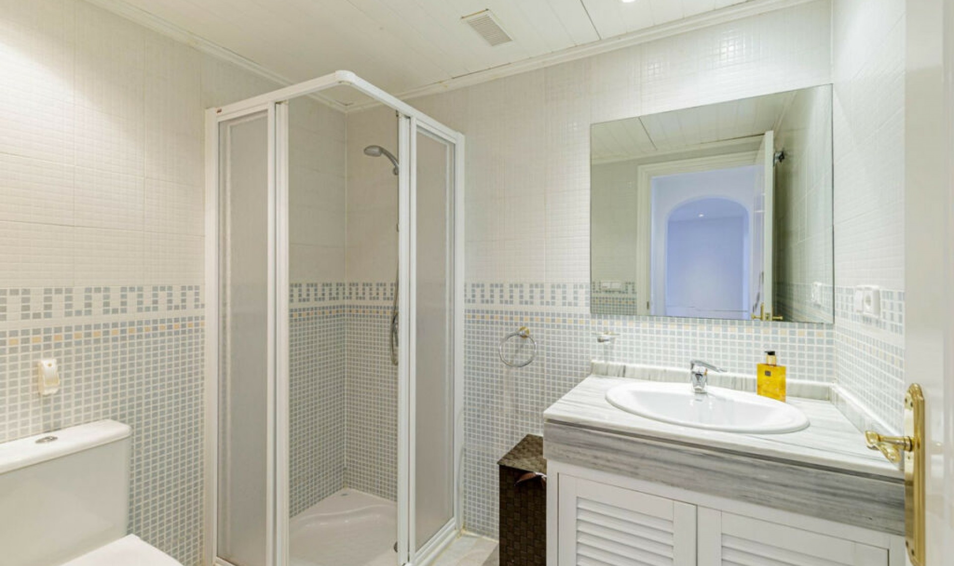Resale - Apartment -
Los Arqueros