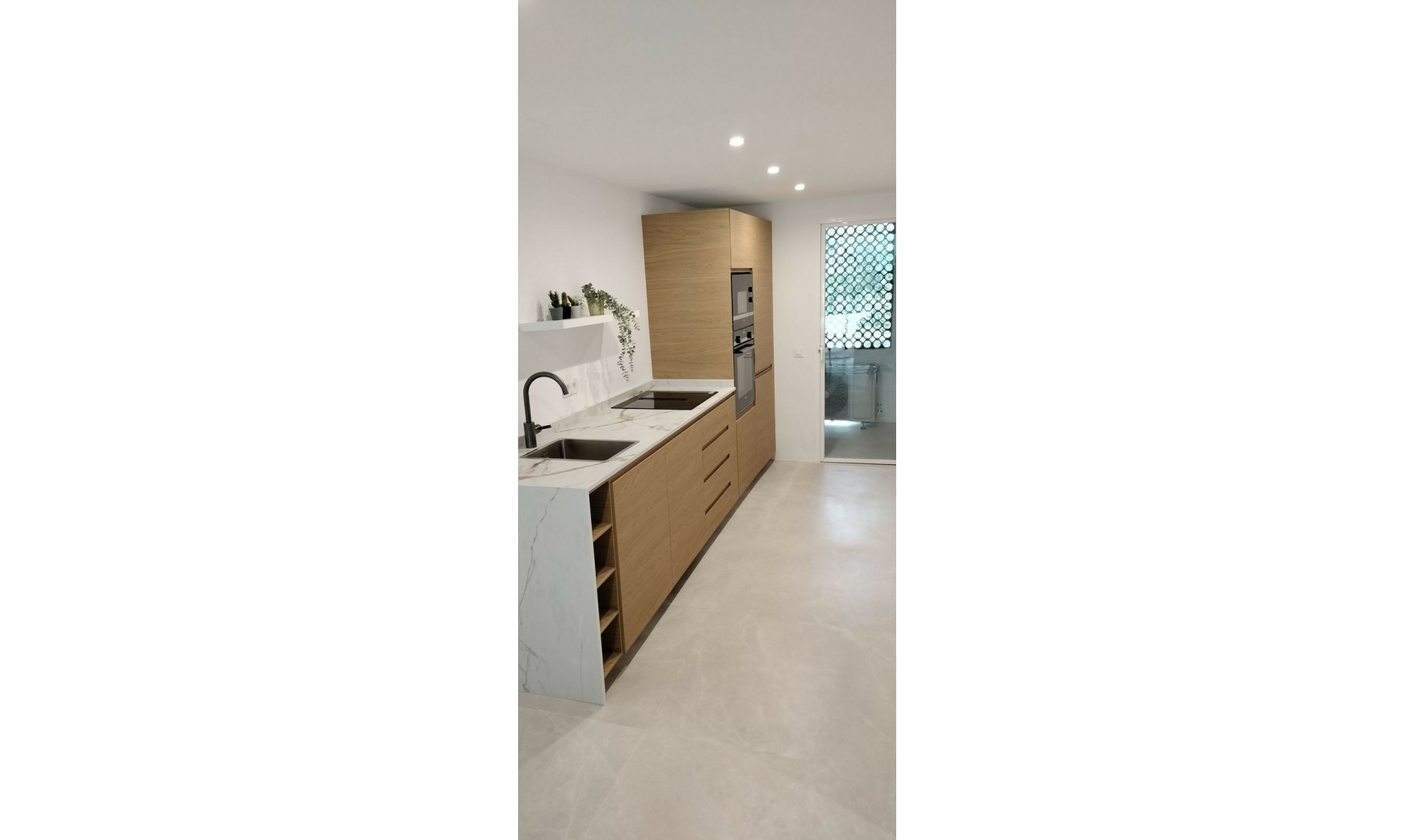 Resale - Apartment -
Los Arqueros