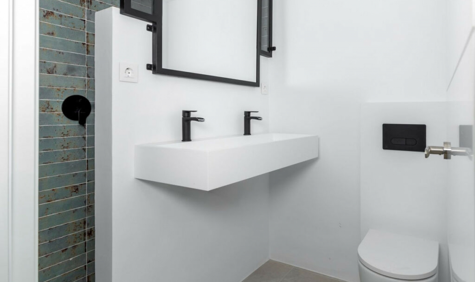 Resale - Apartment -
Los Arqueros