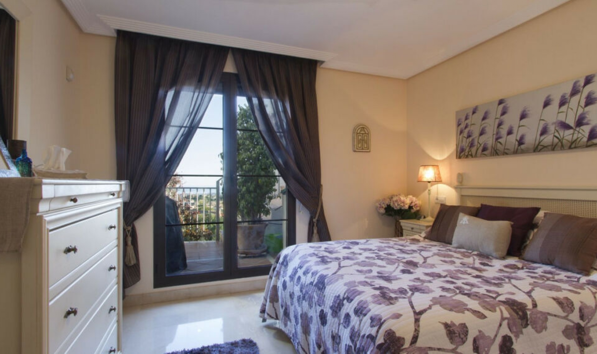 Resale - Apartment -
Los Arqueros