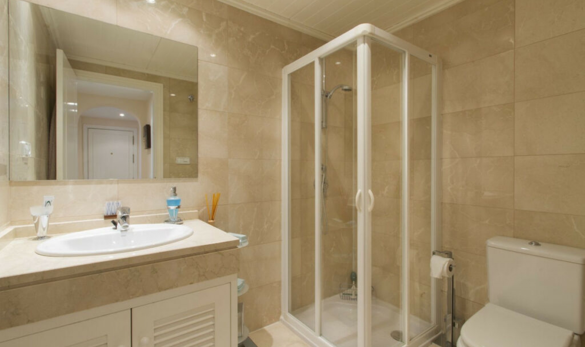 Resale - Apartment -
Los Arqueros