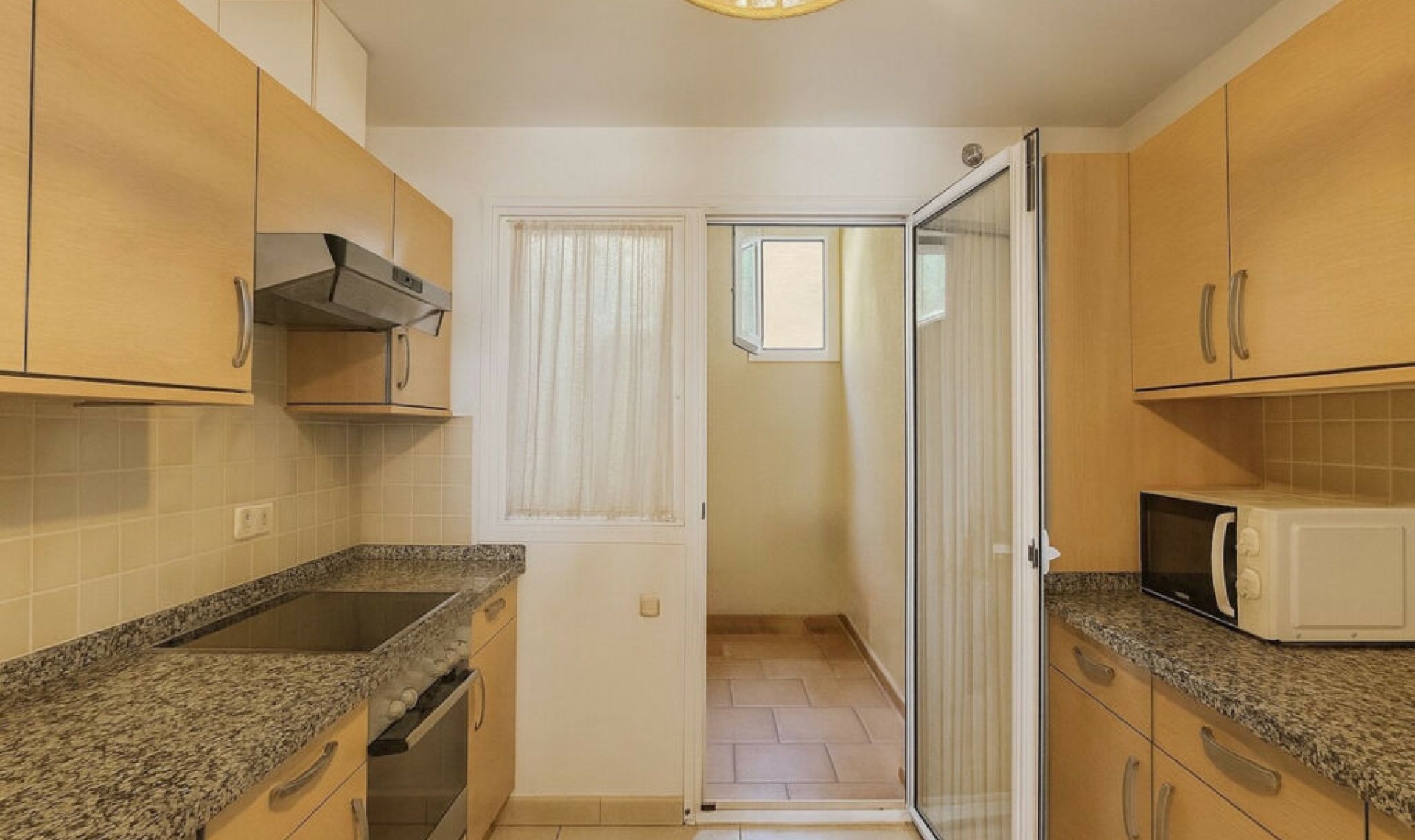 Resale - Apartment -
Los Arqueros