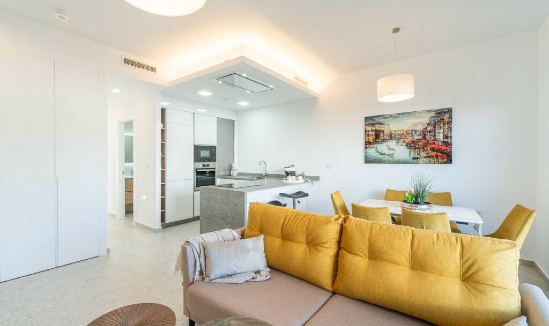 Resale - Apartment -
Los Balcones