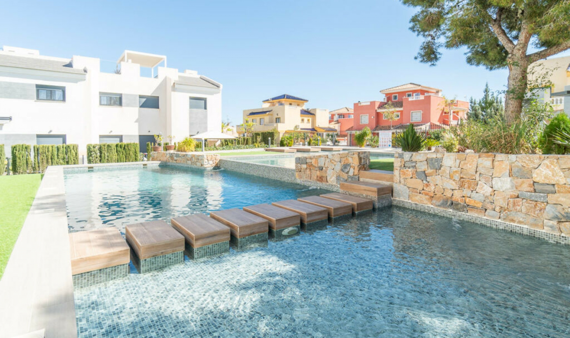 Resale - Apartment -
Los Balcones