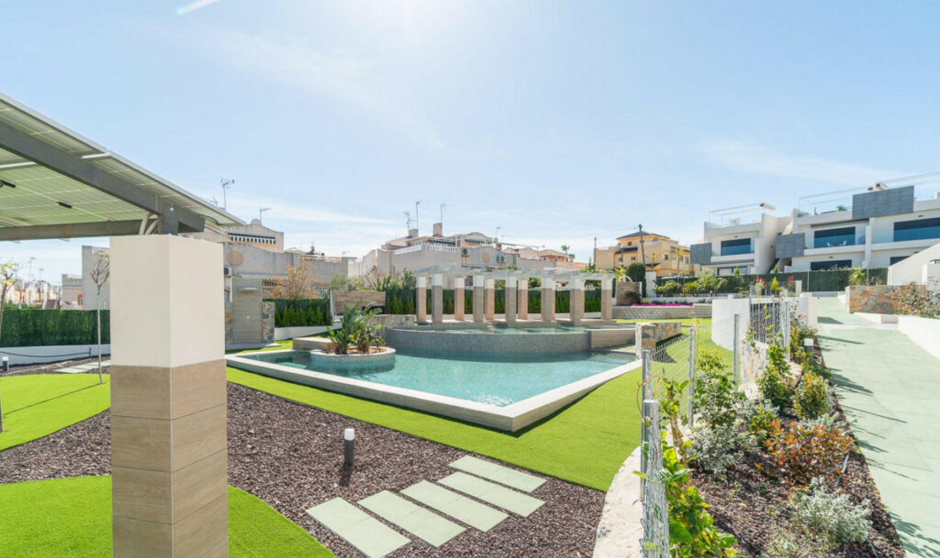 Resale - Apartment -
Los Balcones