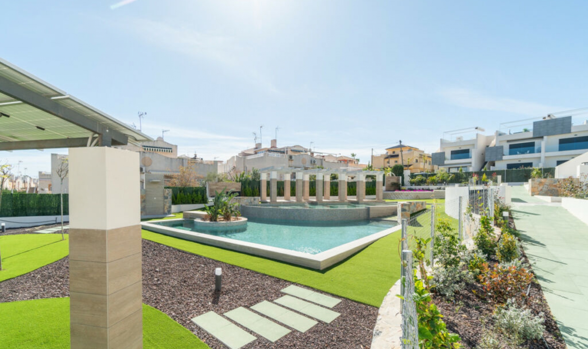 Resale - Apartment -
Los Balcones