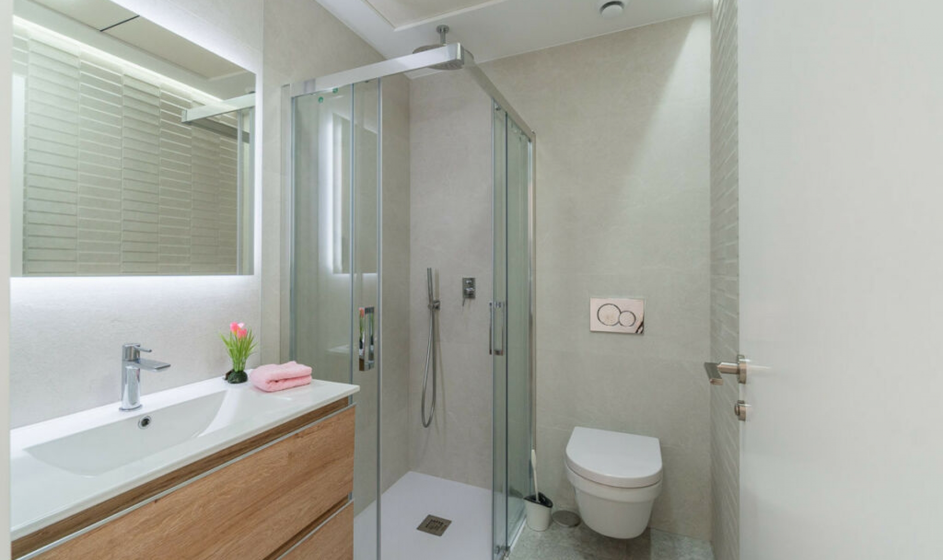 Resale - Apartment -
Los Balcones