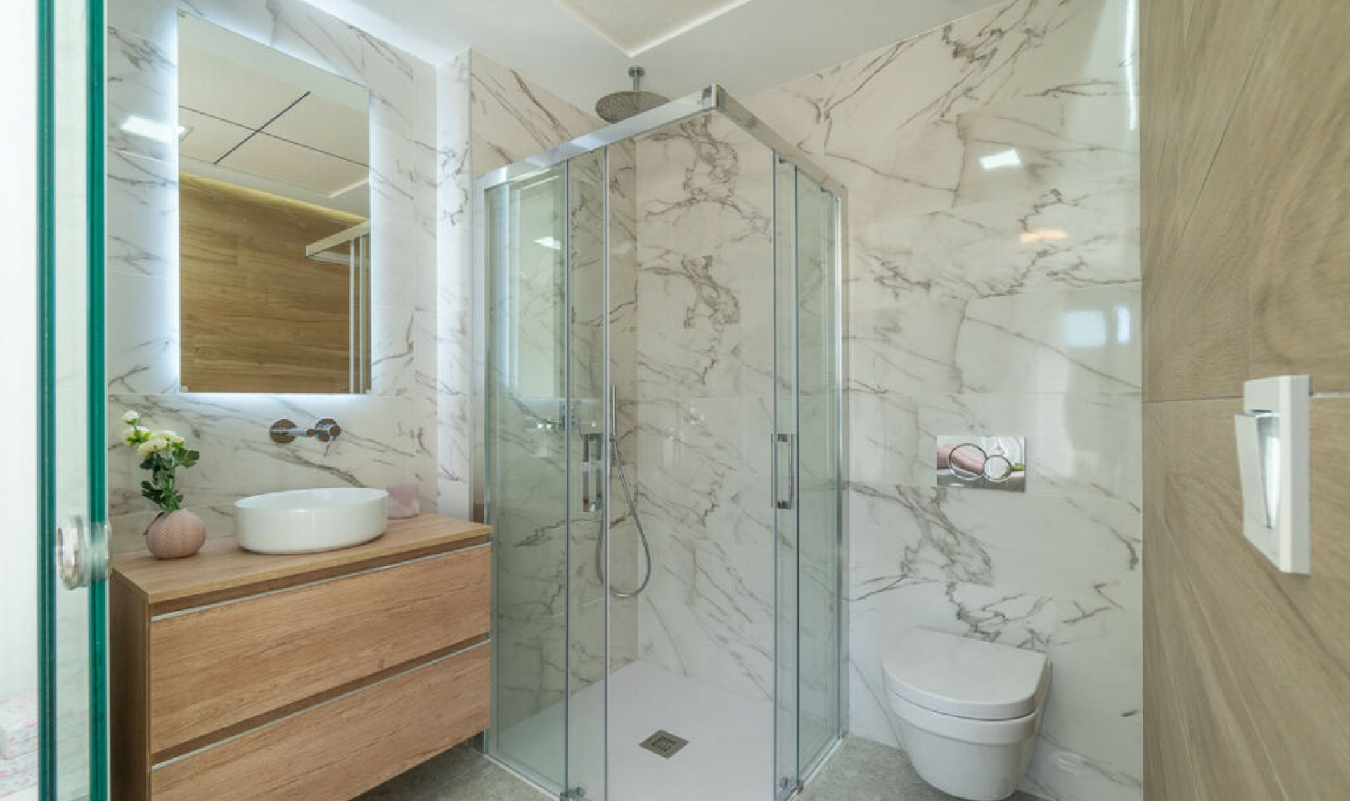 Resale - Apartment -
Los Balcones