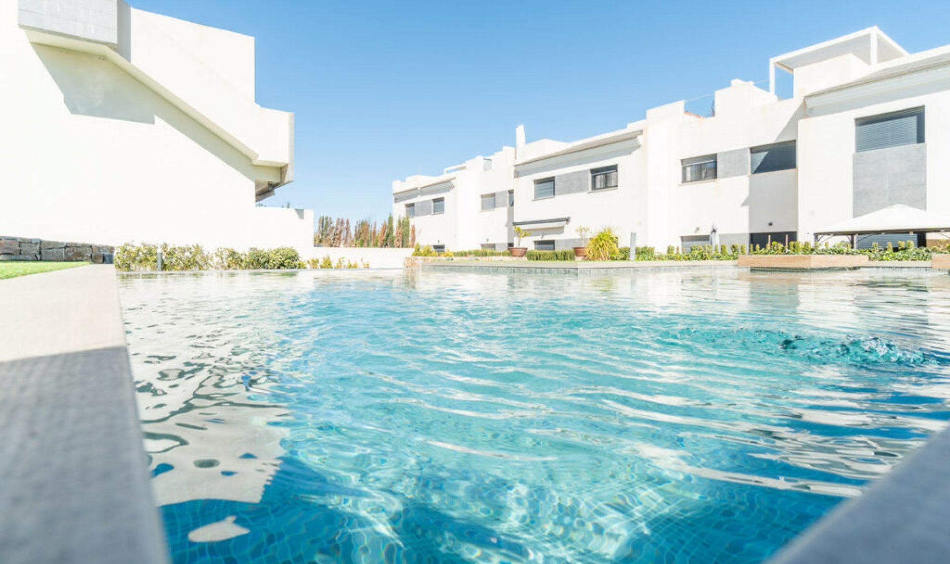 Resale - Apartment -
Los Balcones