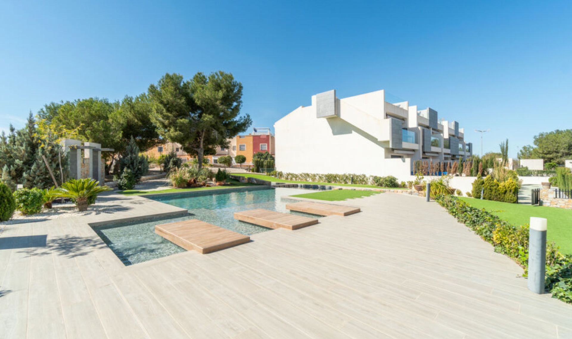 Resale - Apartment -
Los Balcones