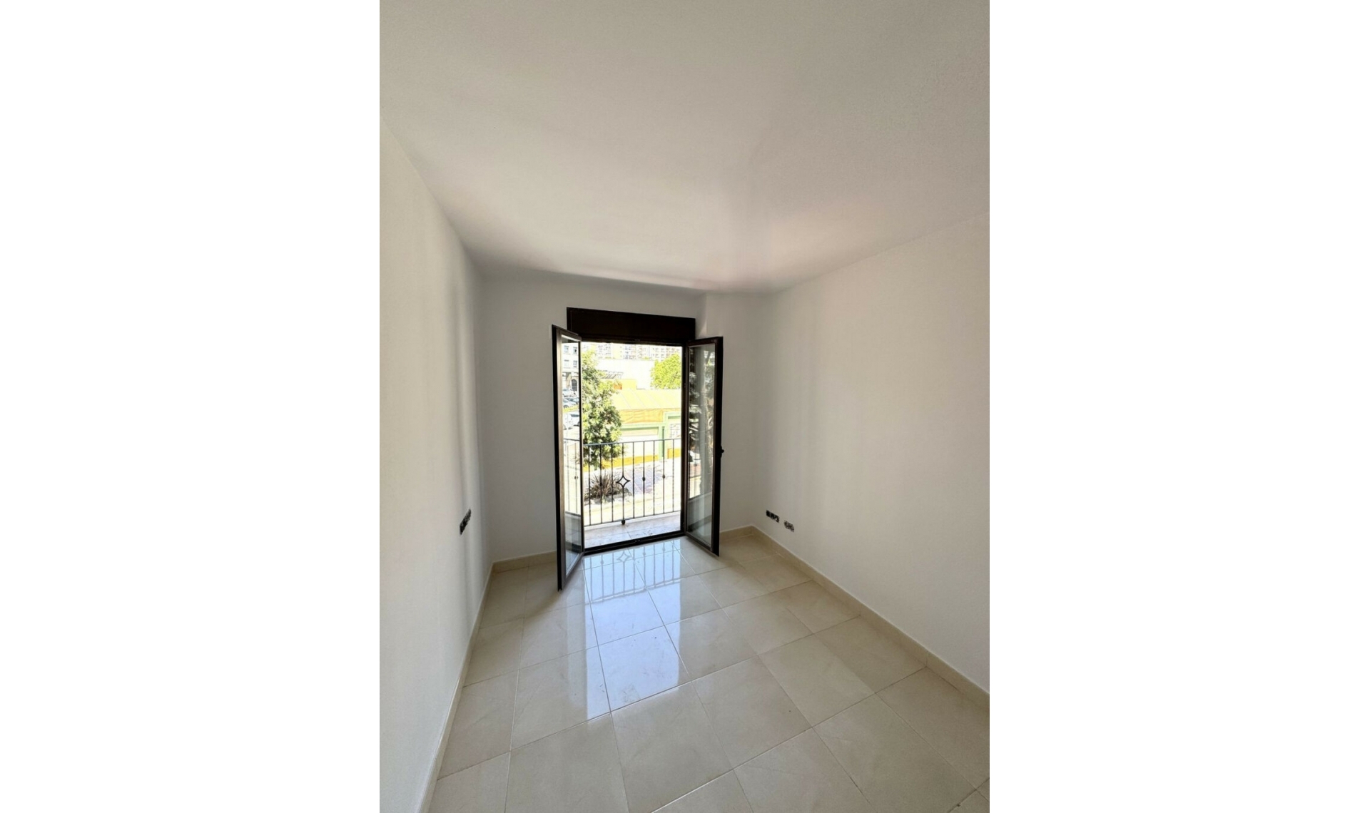 Resale - Apartment -
Los Boliches