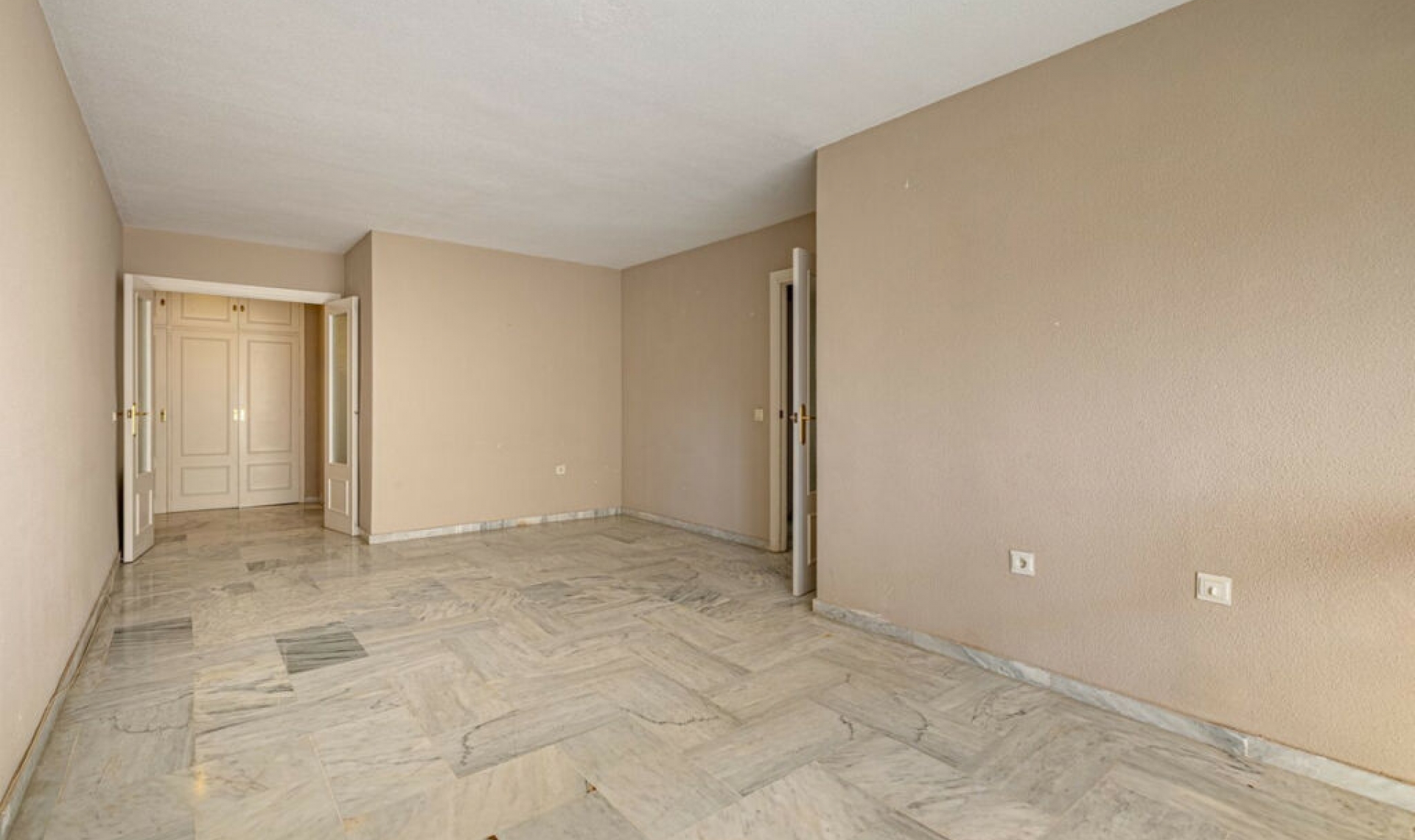 Resale - Apartment -
Los Boliches