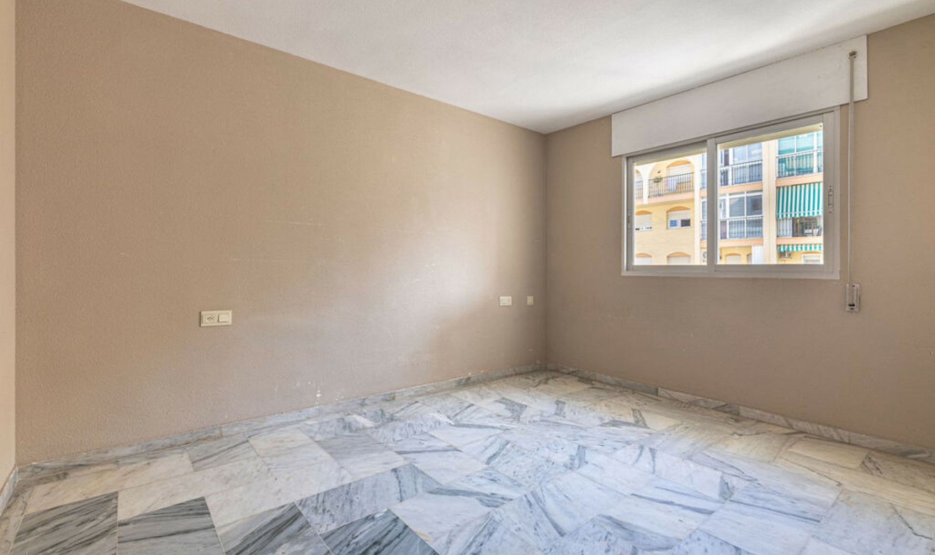 Resale - Apartment -
Los Boliches