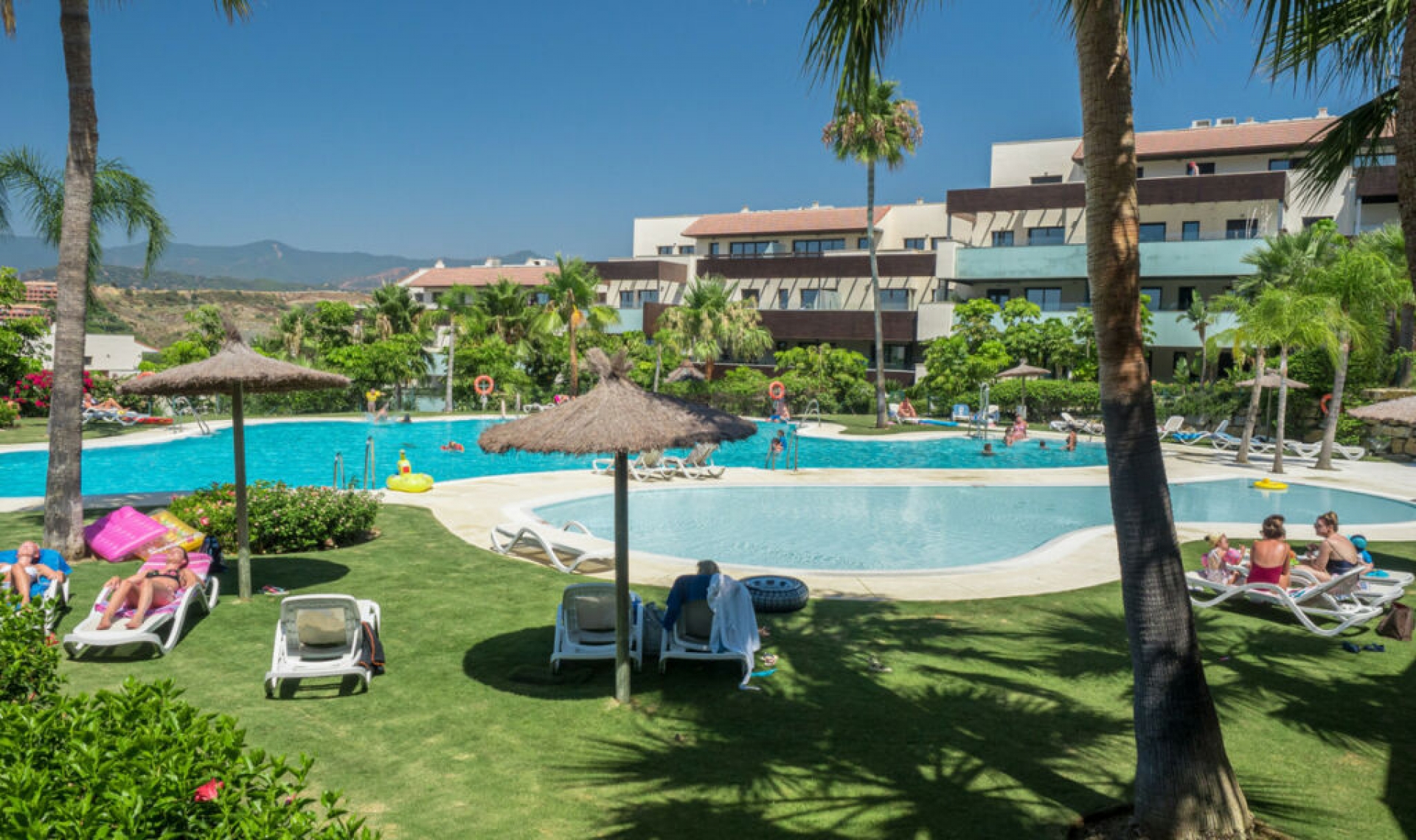 Resale - Apartment -
Los Flamingos