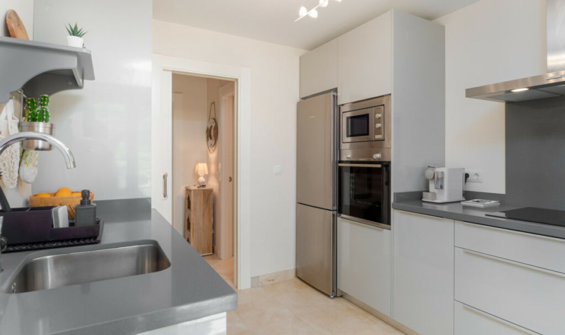 Resale - Apartment -
Los Flamingos