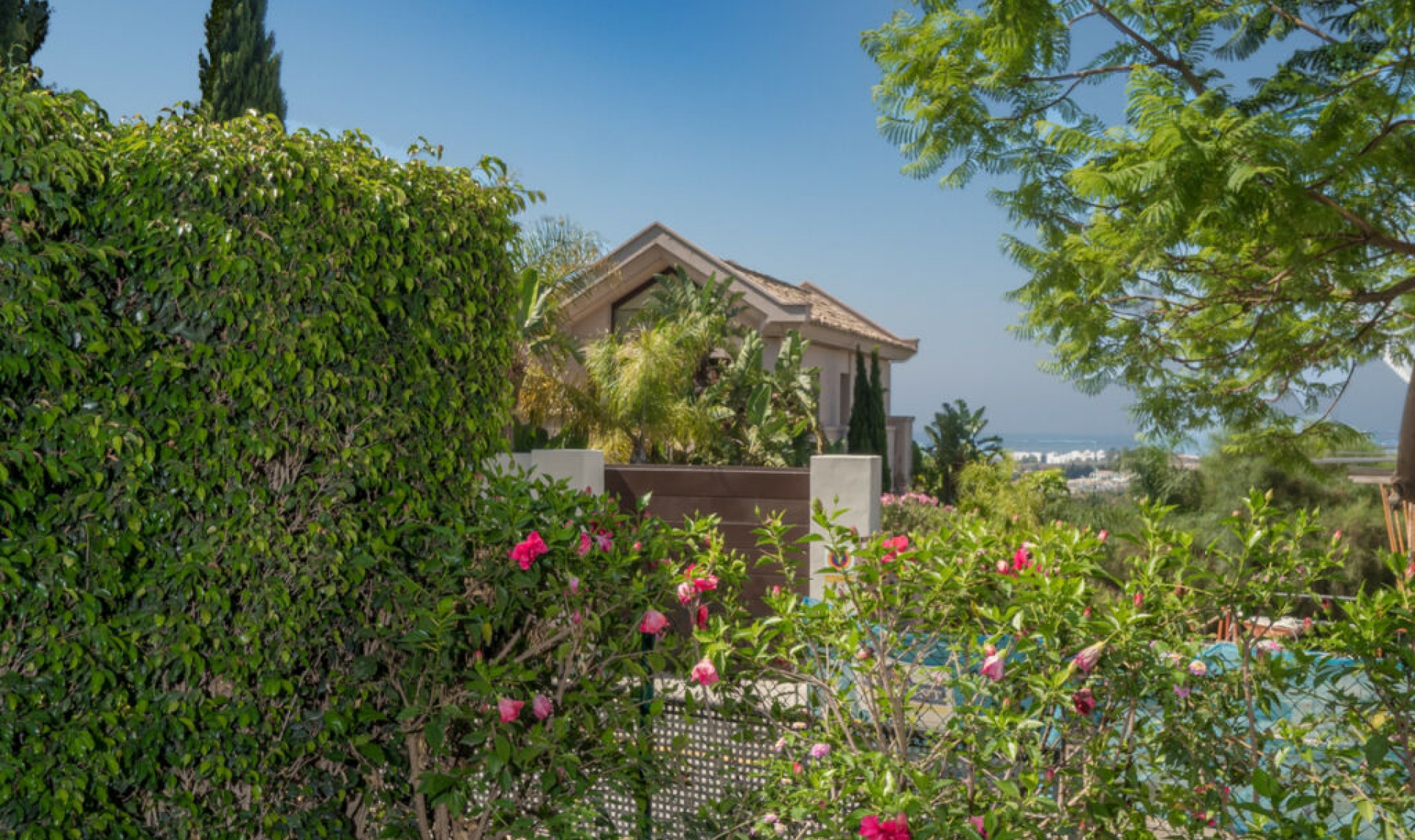 Resale - Apartment -
Los Flamingos