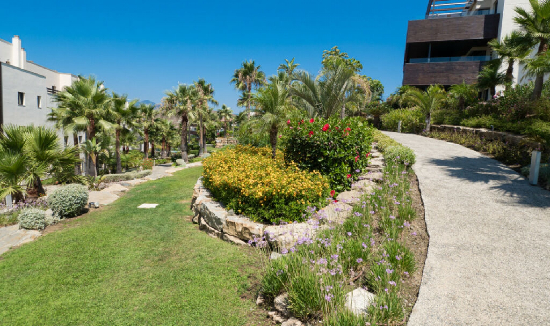 Resale - Apartment -
Los Flamingos