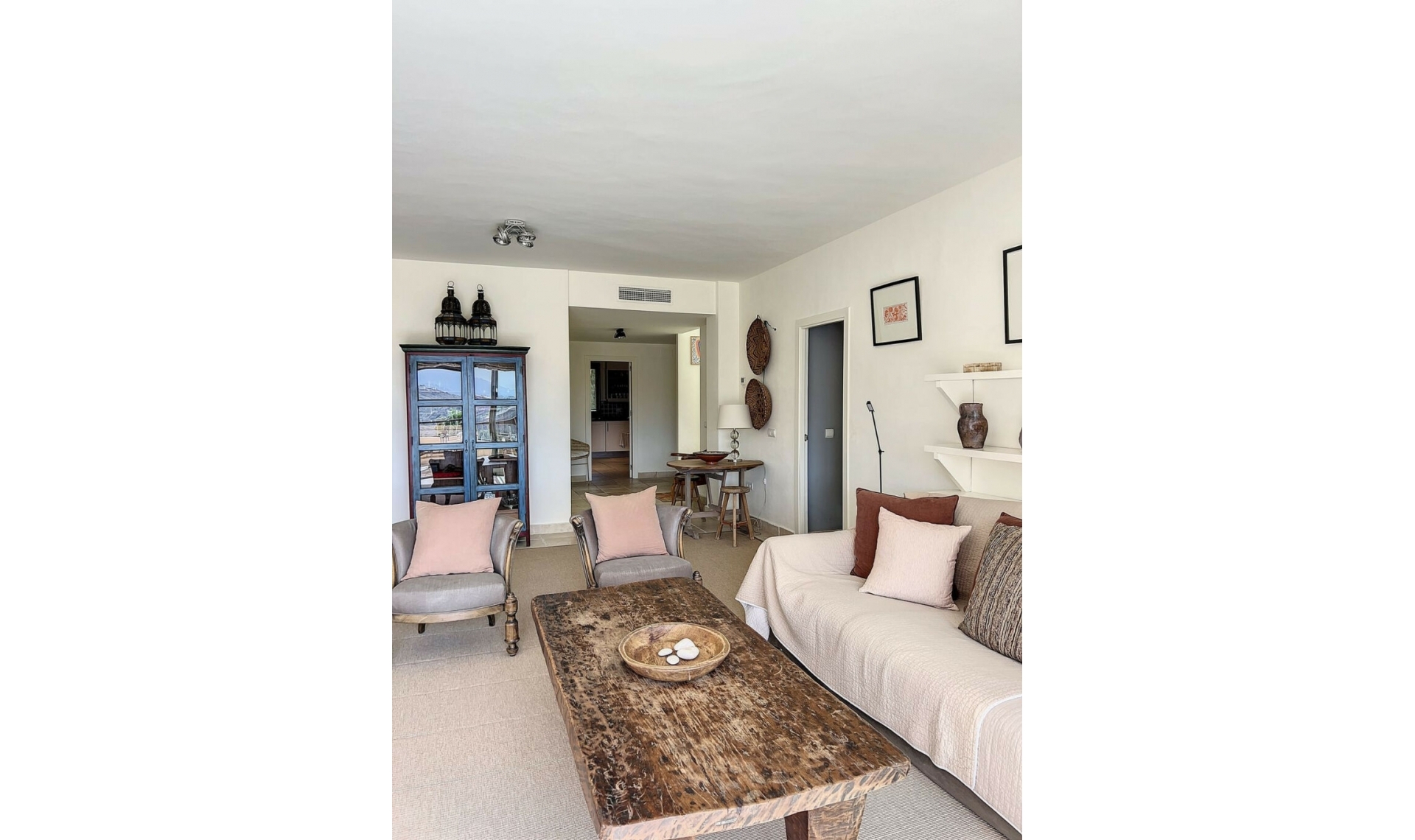 Resale - Apartment -
Los Flamingos