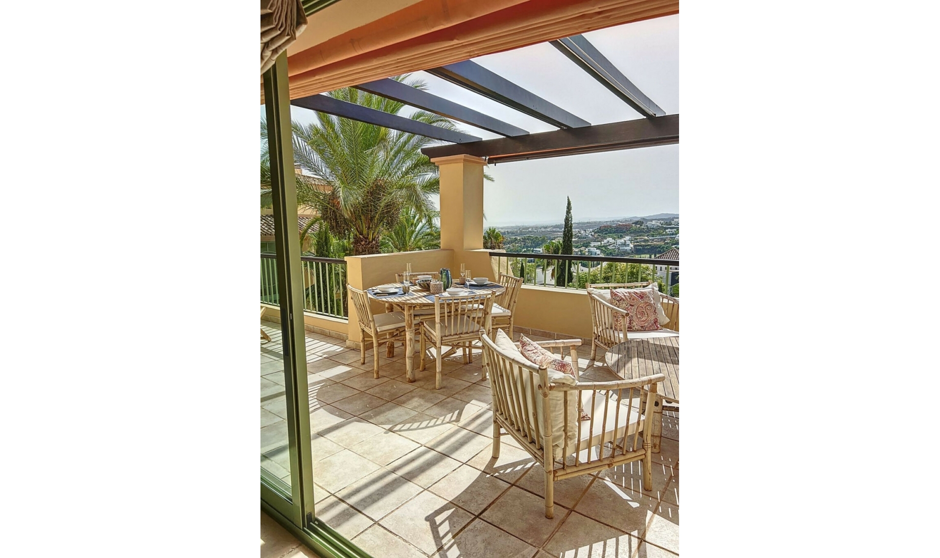 Resale - Apartment -
Los Flamingos