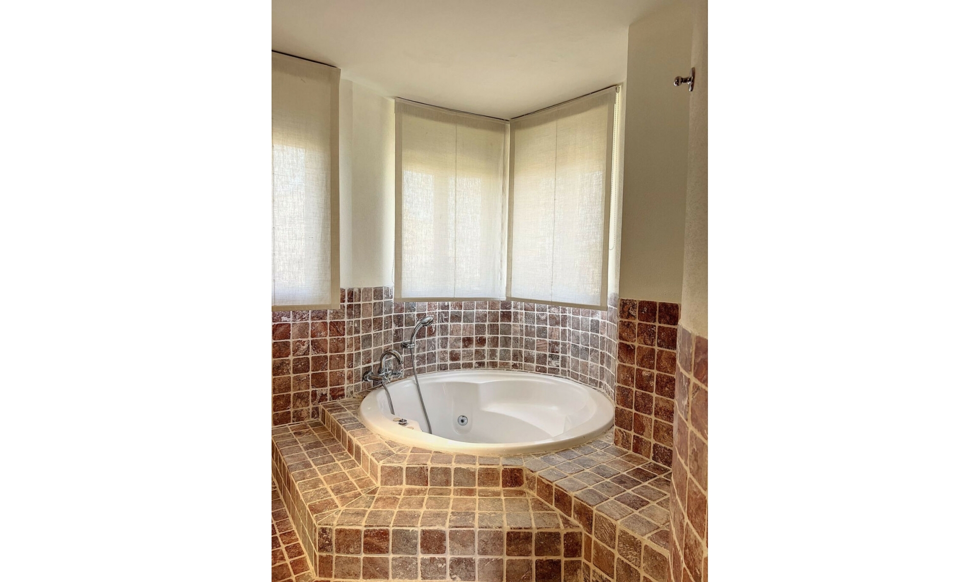 Resale - Apartment -
Los Flamingos