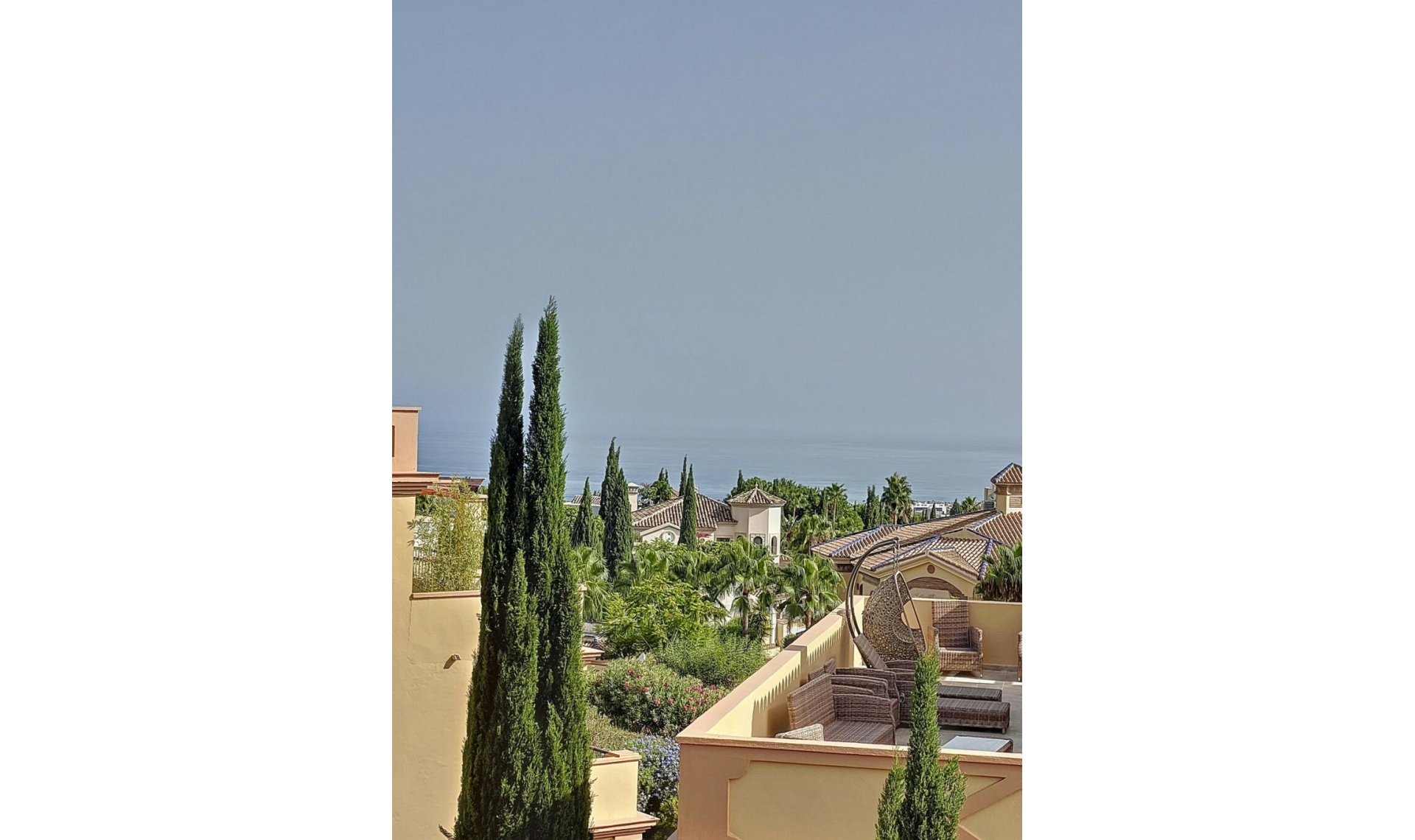 Resale - Apartment -
Los Flamingos