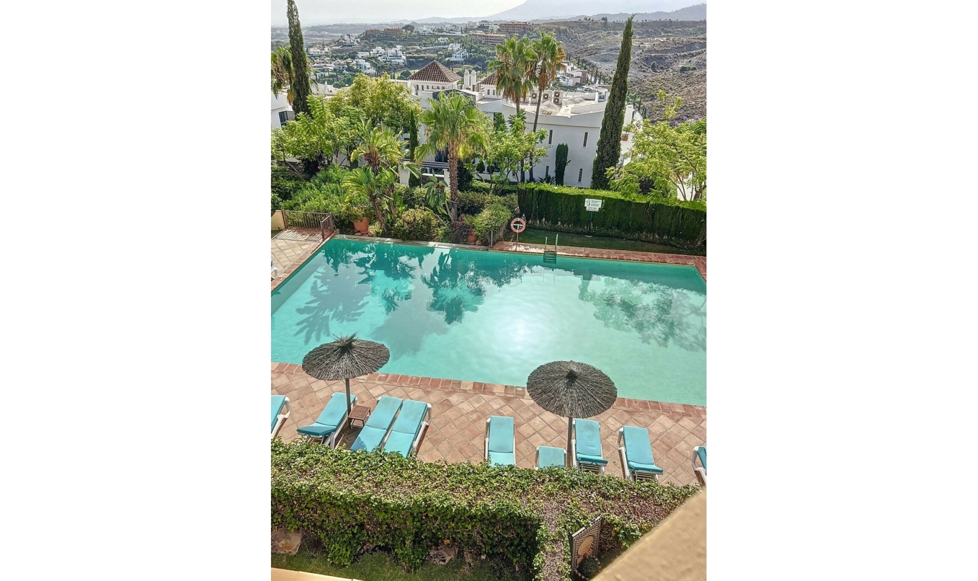 Resale - Apartment -
Los Flamingos