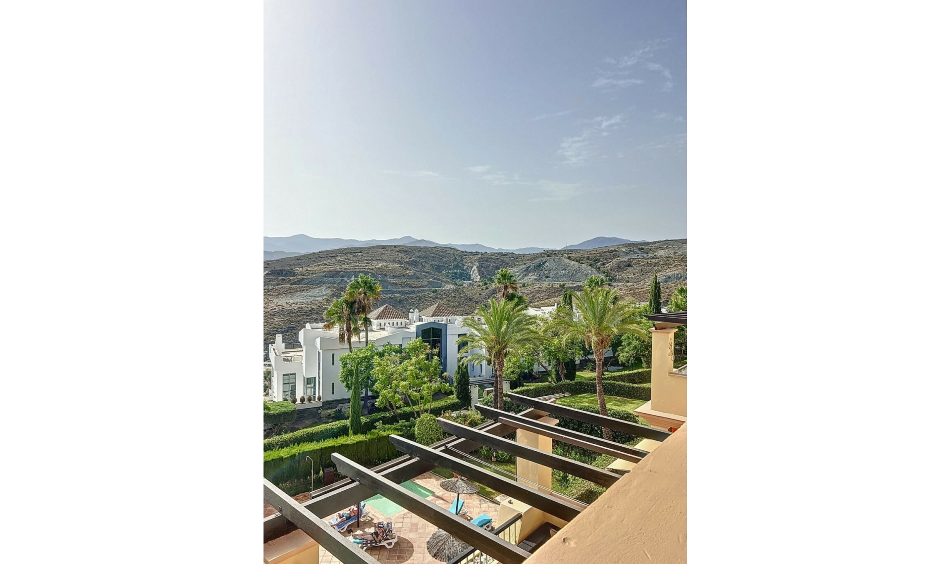 Resale - Apartment -
Los Flamingos