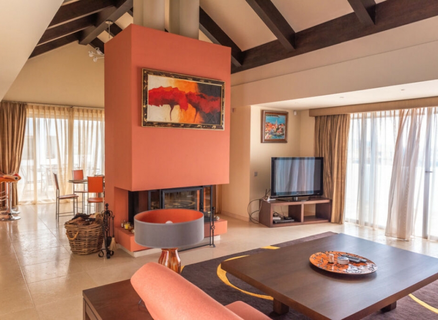 Resale - Apartment -
Los Flamingos