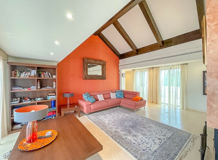 Resale - Apartment -
Los Flamingos