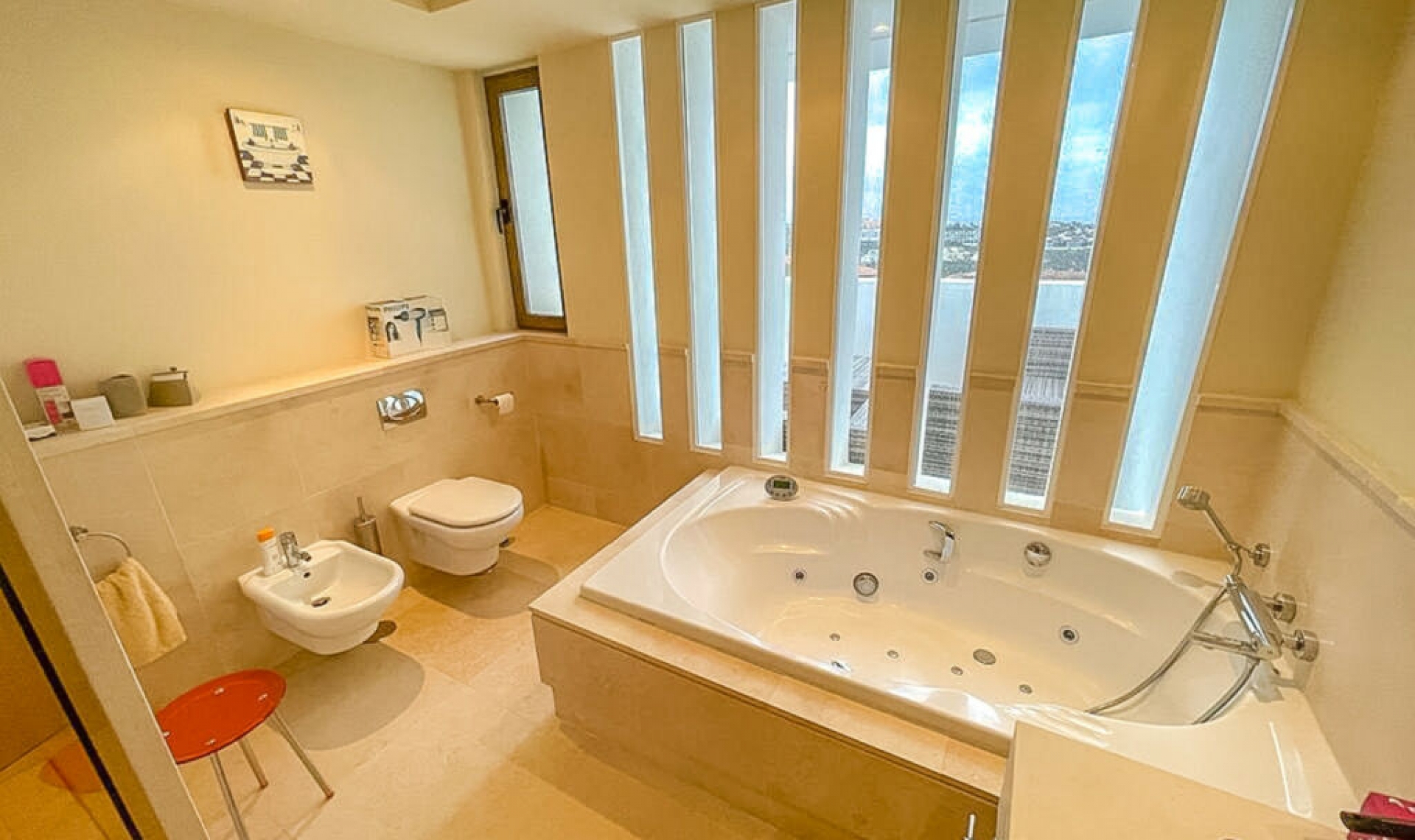 Resale - Apartment -
Los Flamingos