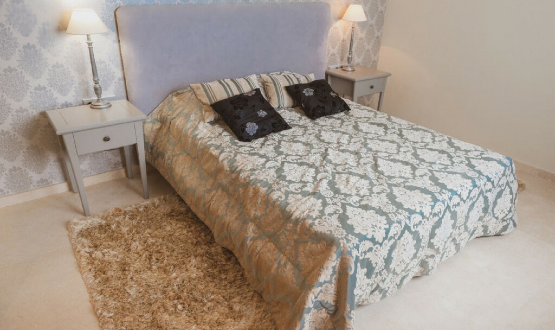 Resale - Apartment -
Los Flamingos