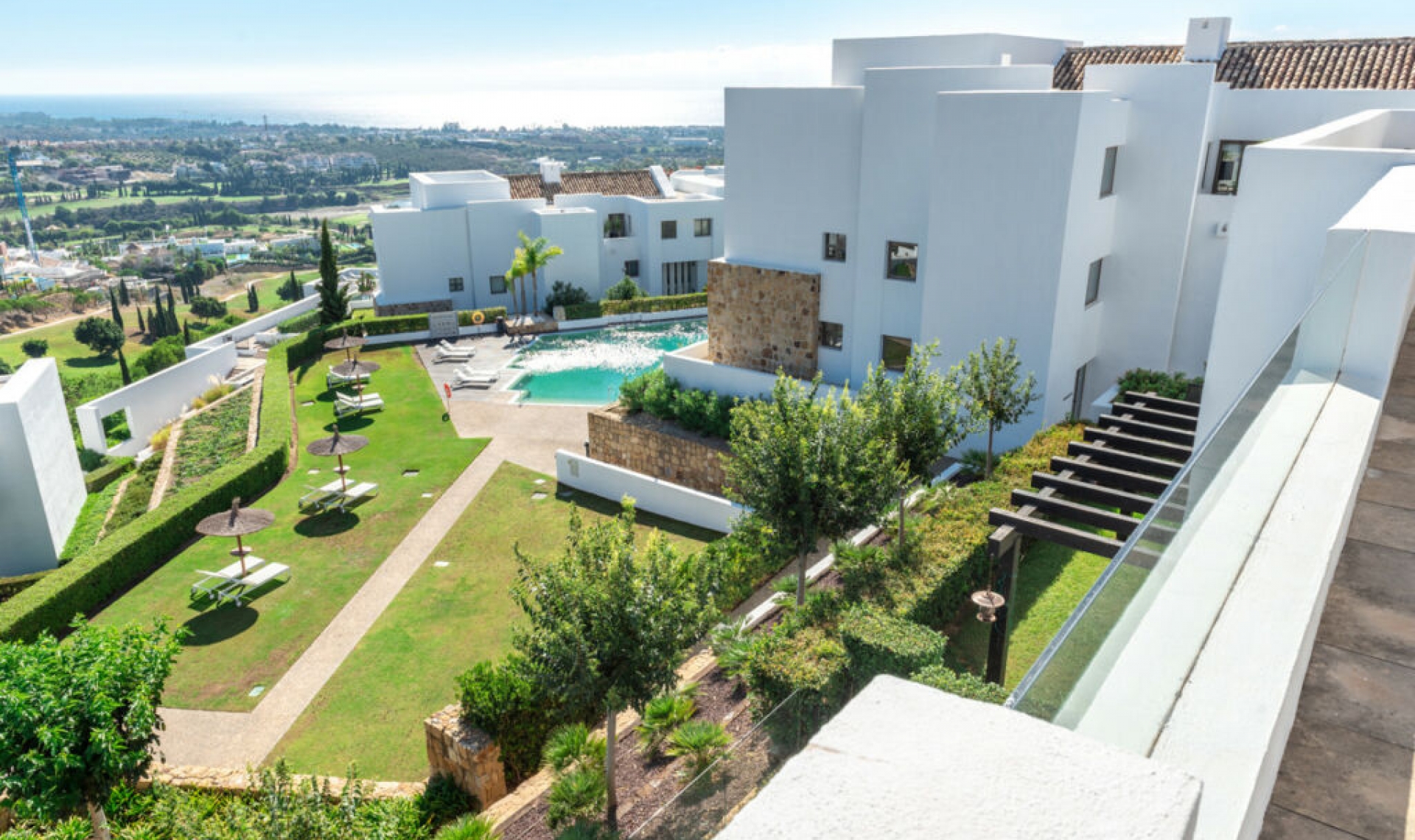 Resale - Apartment -
Los Flamingos