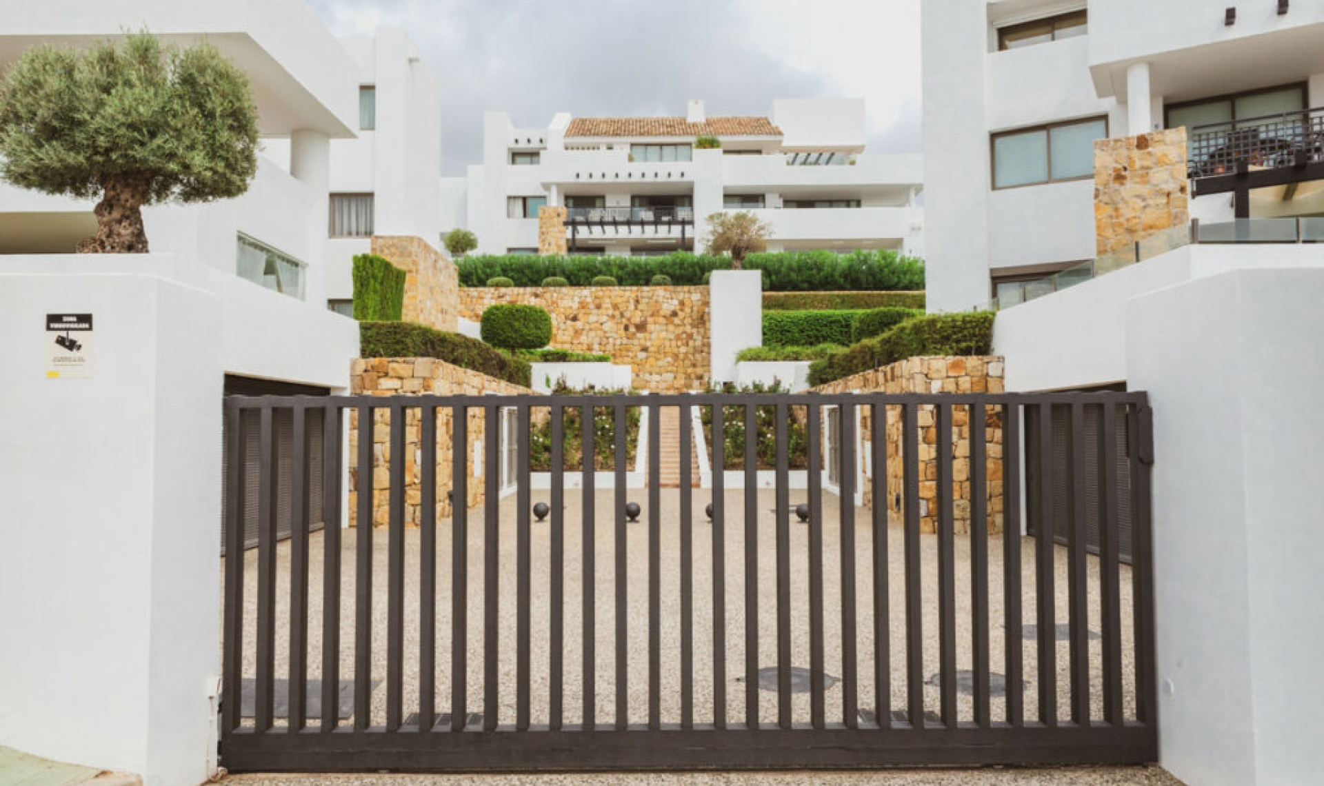 Resale - Apartment -
Los Flamingos