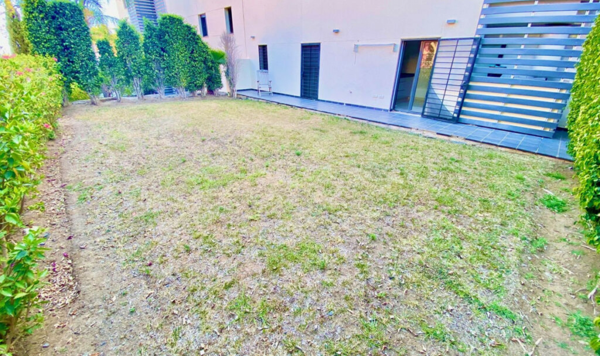 Resale - Apartment -
Los Flamingos