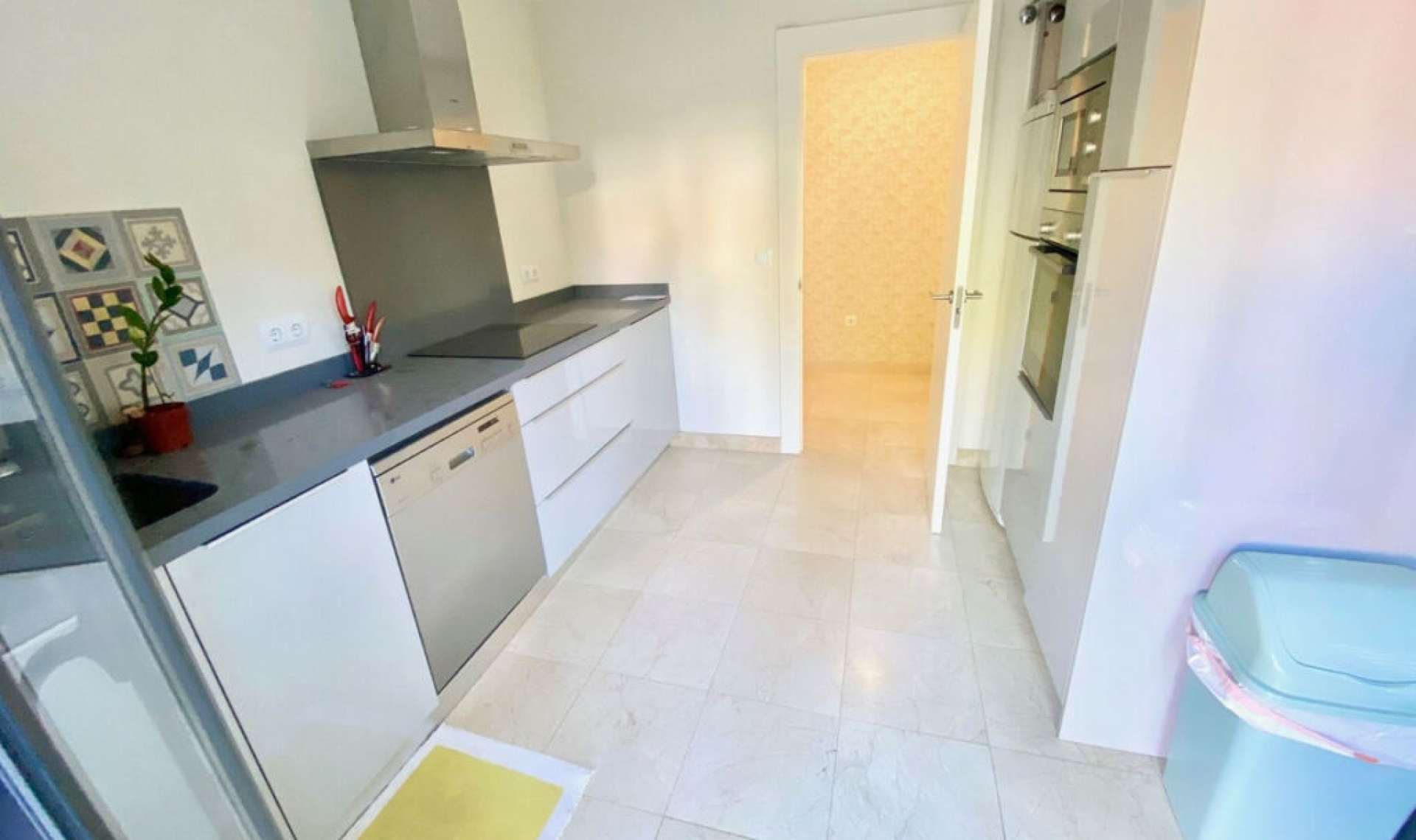 Resale - Apartment -
Los Flamingos